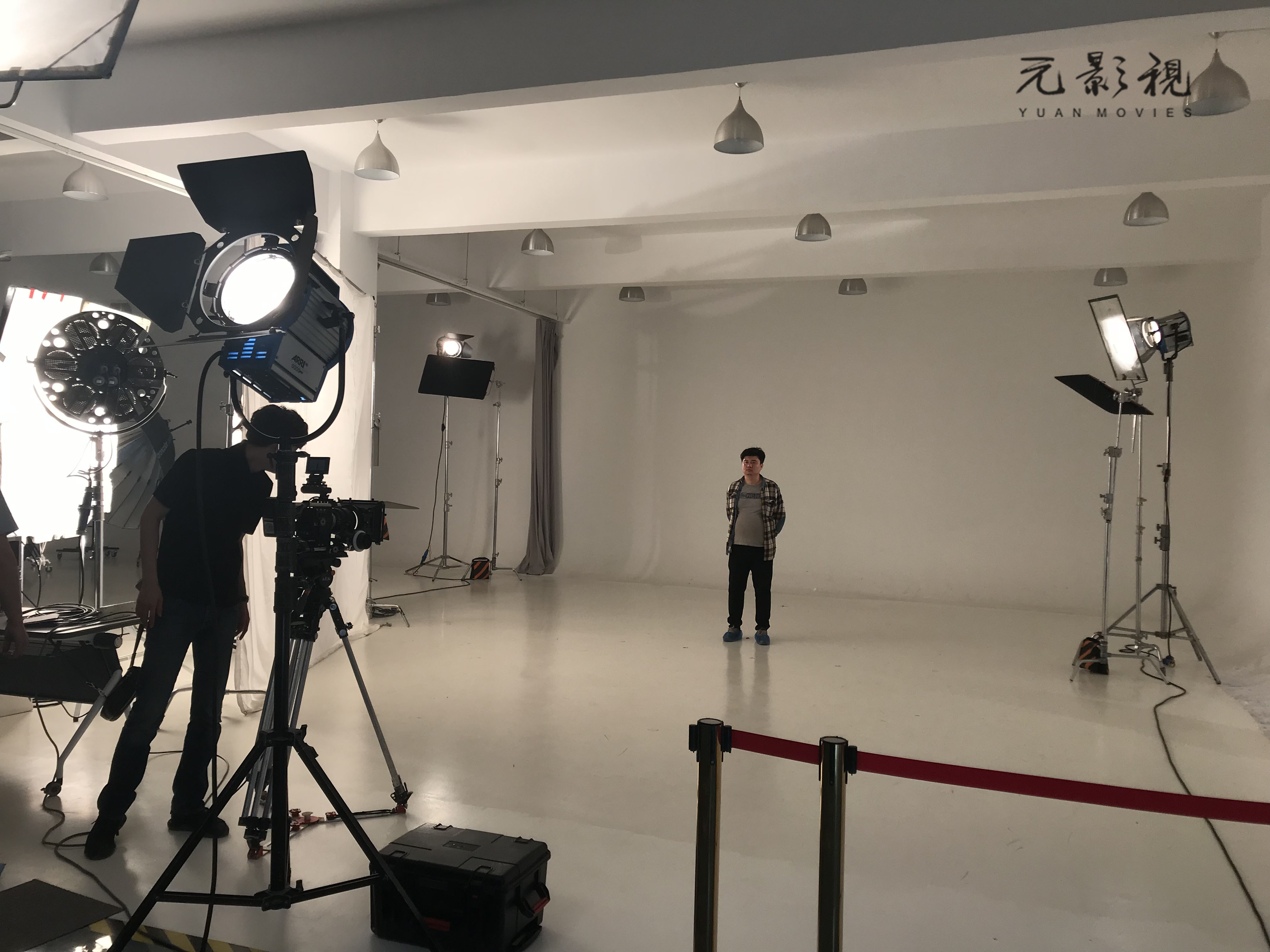 在选择一家专业的宣传片拍摄公司时,您是否考虑过哪些因素?今天,我们将通过行业分析和具体案例来帮助您做出明智的选择。